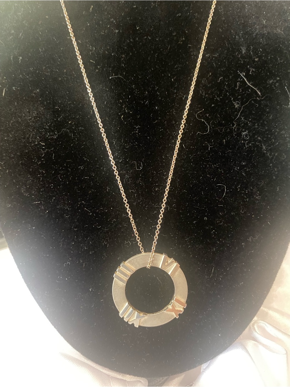 Tiffany & Co. Atlas Sterling Silver Circular Pendant Necklace - Roman Numeral